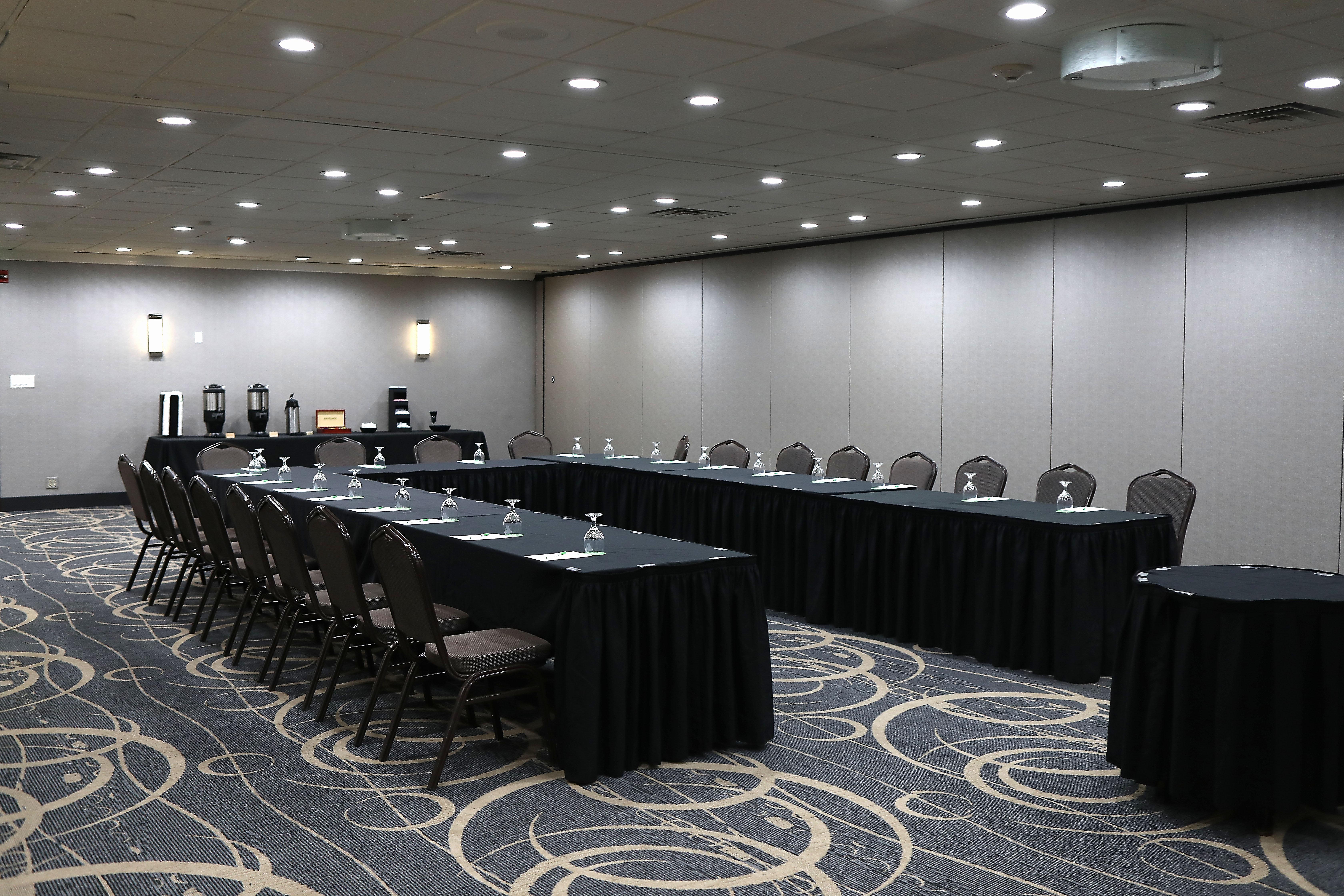 Holiday Inn Chicago/Oak Brook By Ihg Oakbrook Terrace Exterior foto