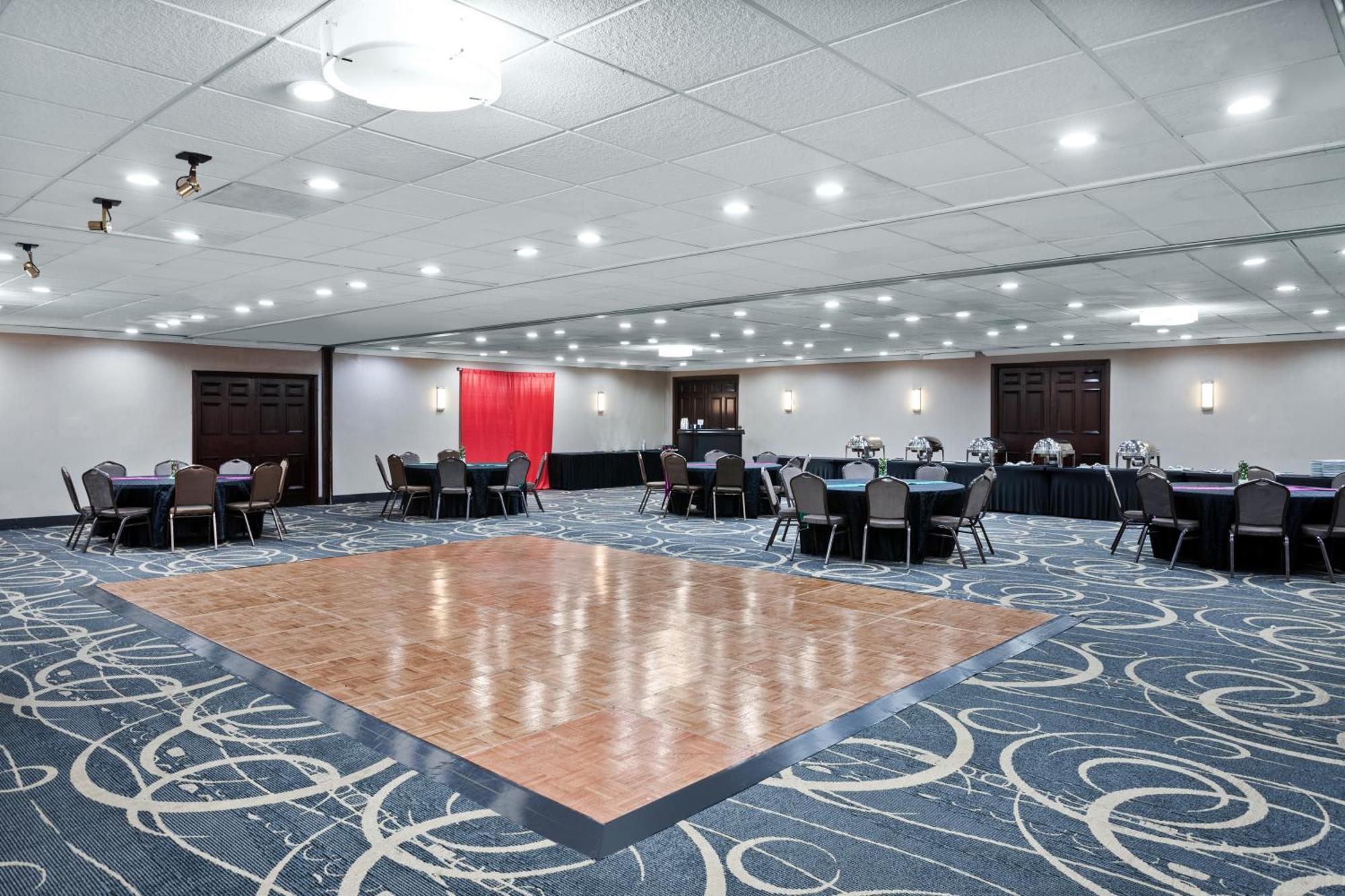 Holiday Inn Chicago/Oak Brook By Ihg Oakbrook Terrace Exterior foto